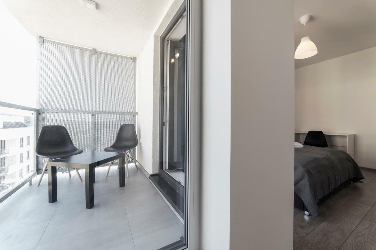 Hostel Homer Liben Прага Экстерьер фото