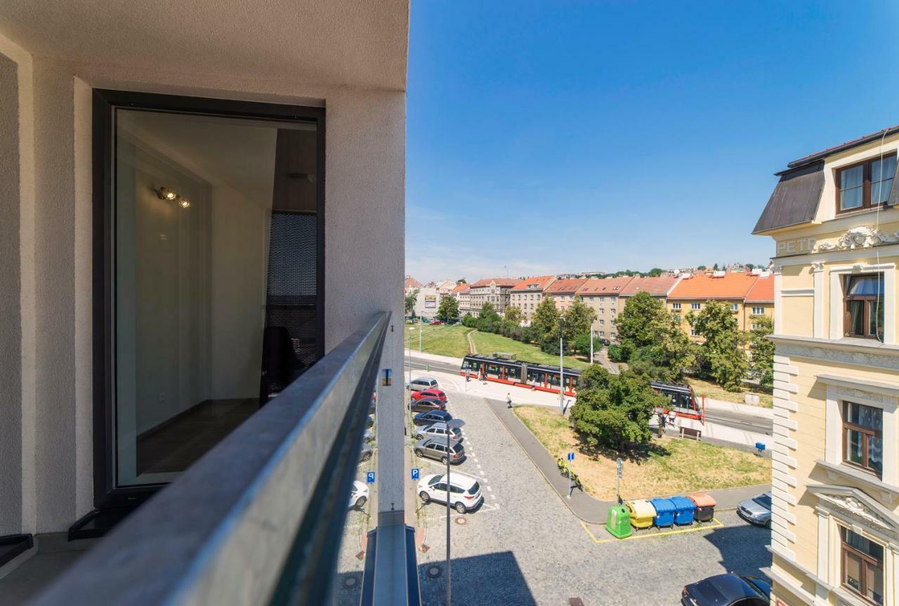 Hostel Homer Liben Прага Экстерьер фото